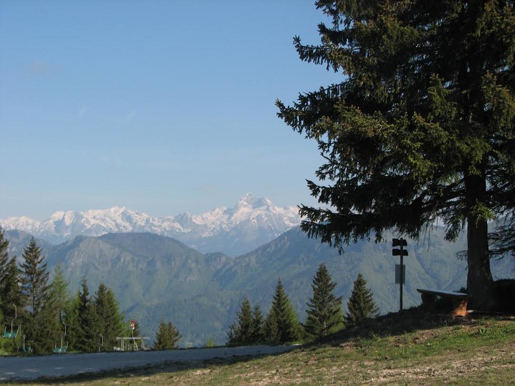 Apartmaji Srnca Cerkno Exterior photo